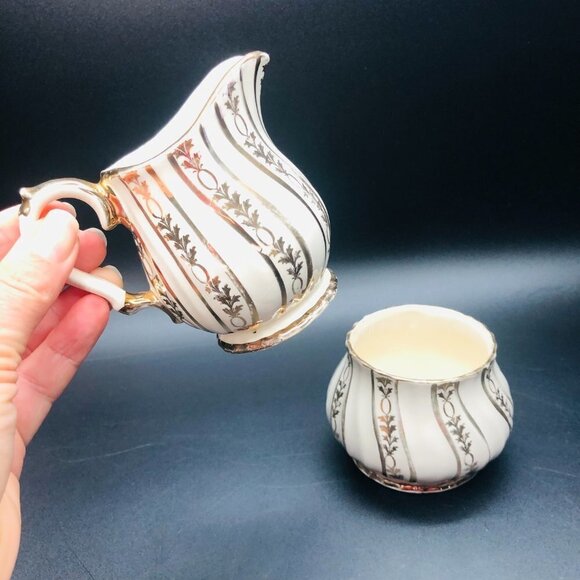 Sadler England Golden Swirl Garland Creamer Open Sugar Bowl Set Christmas Table - Picture 8 of 11